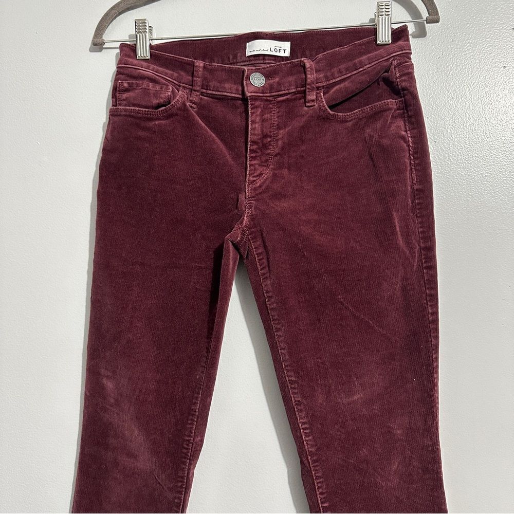 Loft modern skinny wine colored corduroy pants size 26/2
